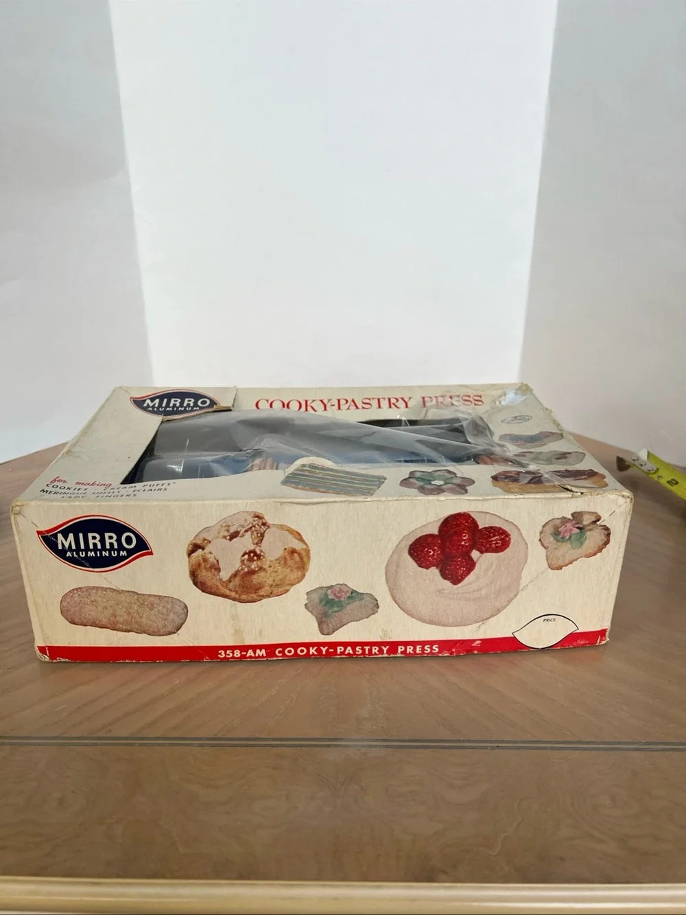 Vintage Mirro aluminum cookie press